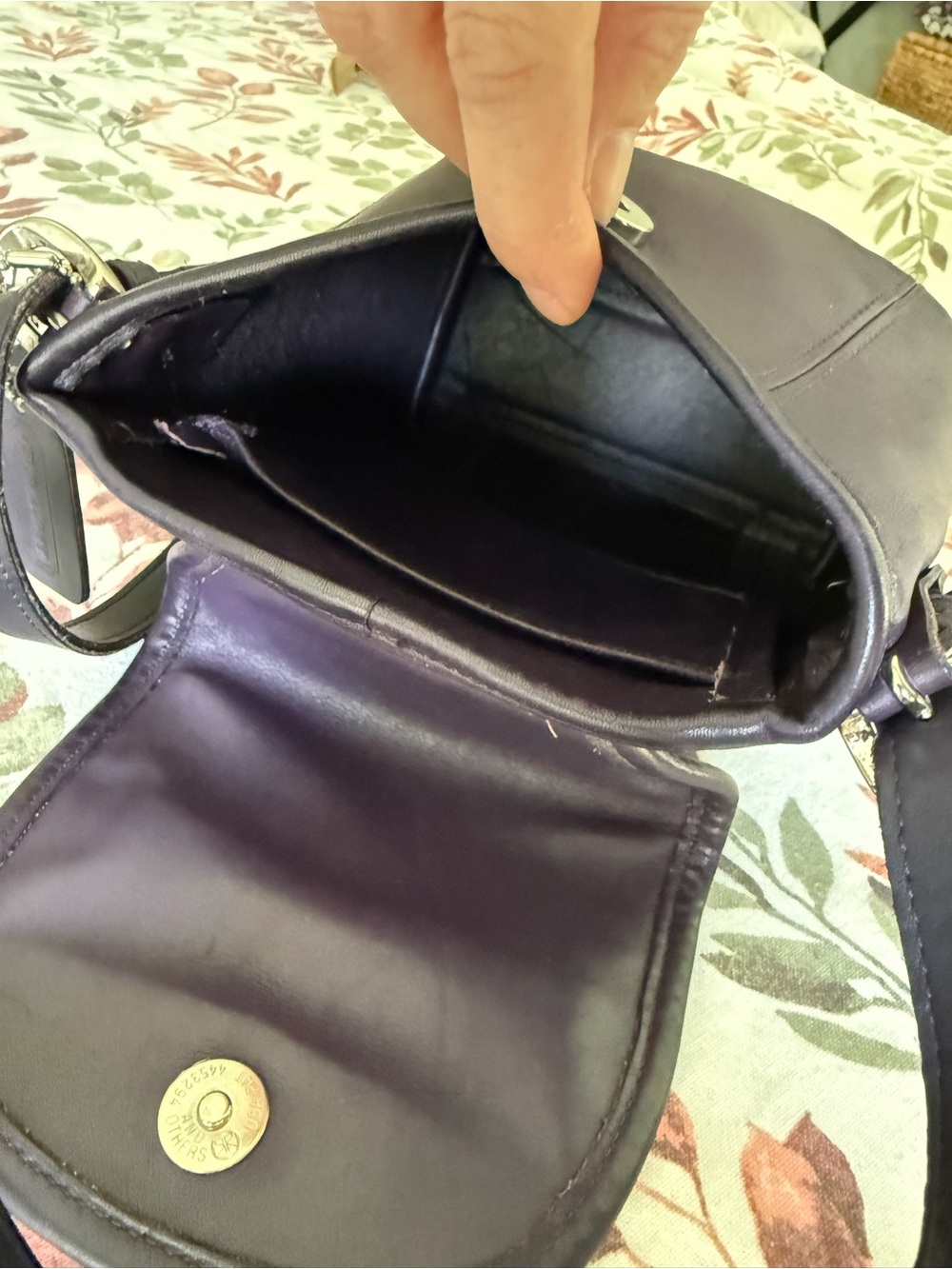 COACH Rare Vintage Plum Leather Crossbody - Picture 6 of 12